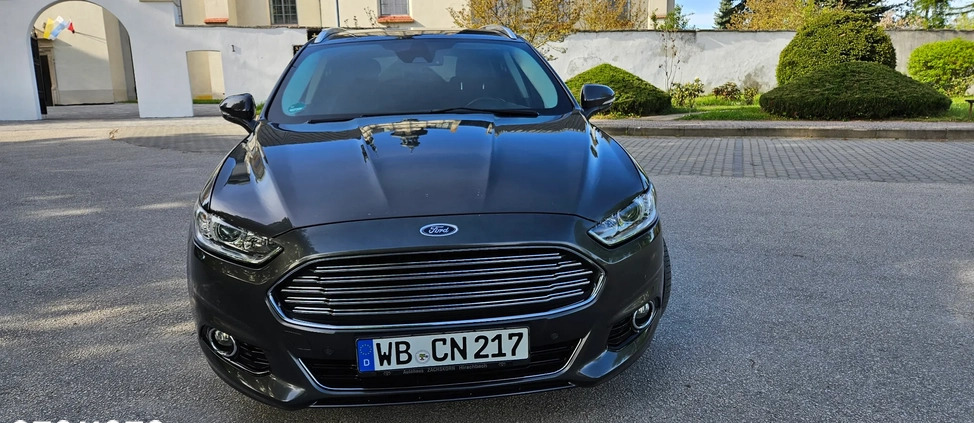 Ford Mondeo cena 47900 przebieg: 203500, rok produkcji 2016 z Chojnów małe 326